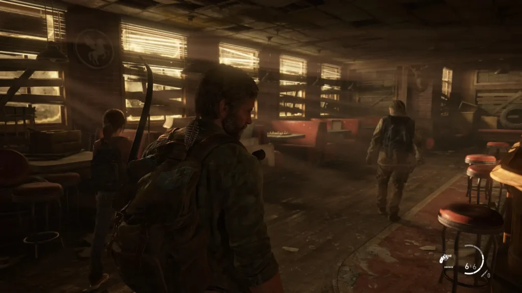 Screenshot aus The last of Us Part 1: Drei Charaktere in einem verlassenen und ziemlich runtergekommenen Restaurant. 